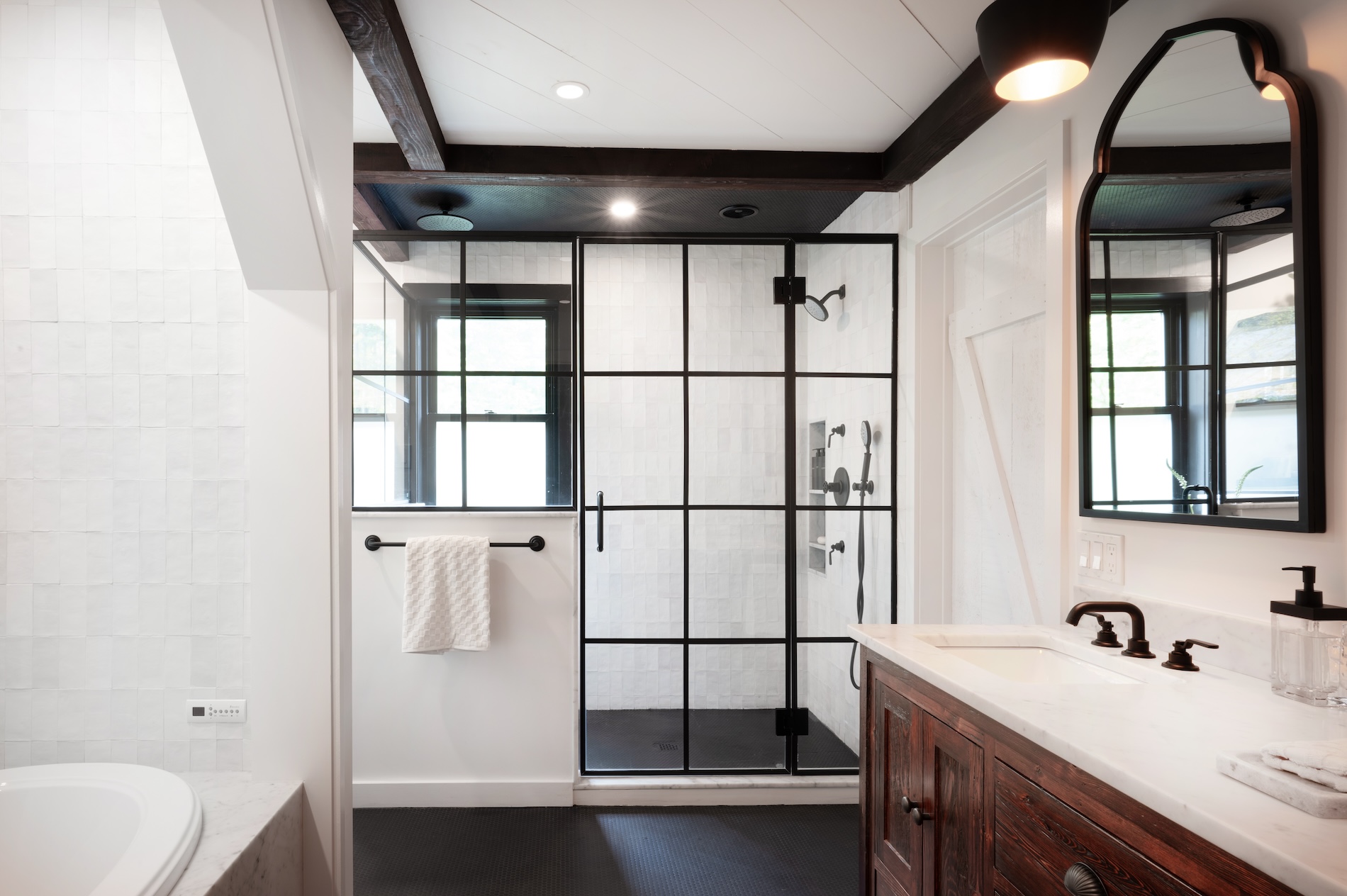 Guilford Ct Bathroom Design Design By The Jonathans