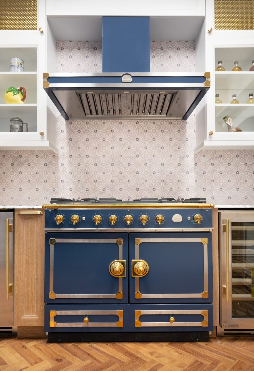 Appliance Store Commercial Design