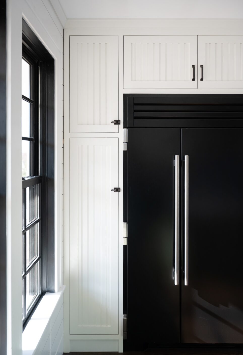 Black Fridge Kitchen Design