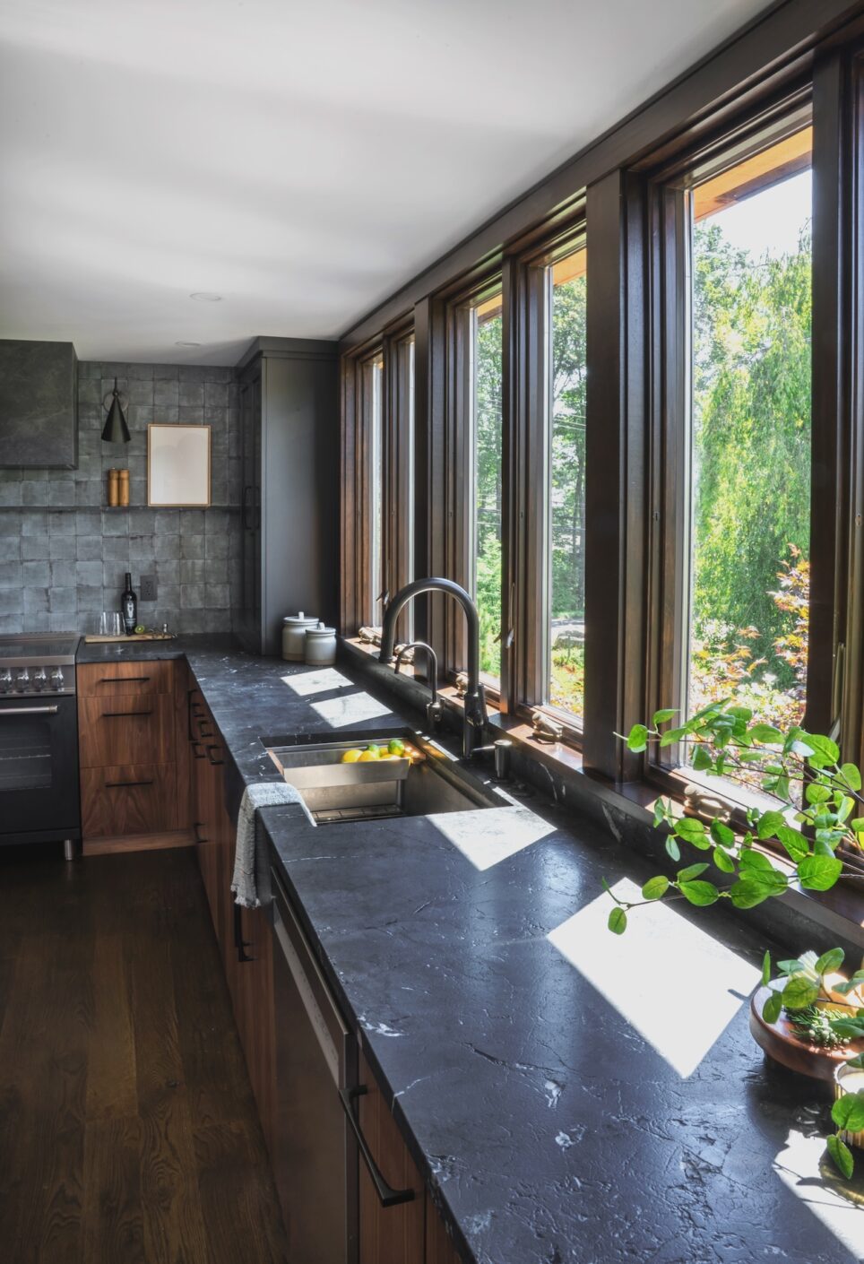 Black Kitchen Countertops Mid Century Kitchen