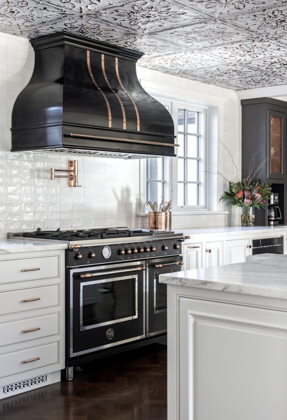 Black Oven Range With Hood