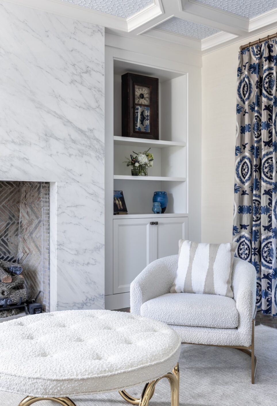 Gold White Living Room Marble Fireplace
