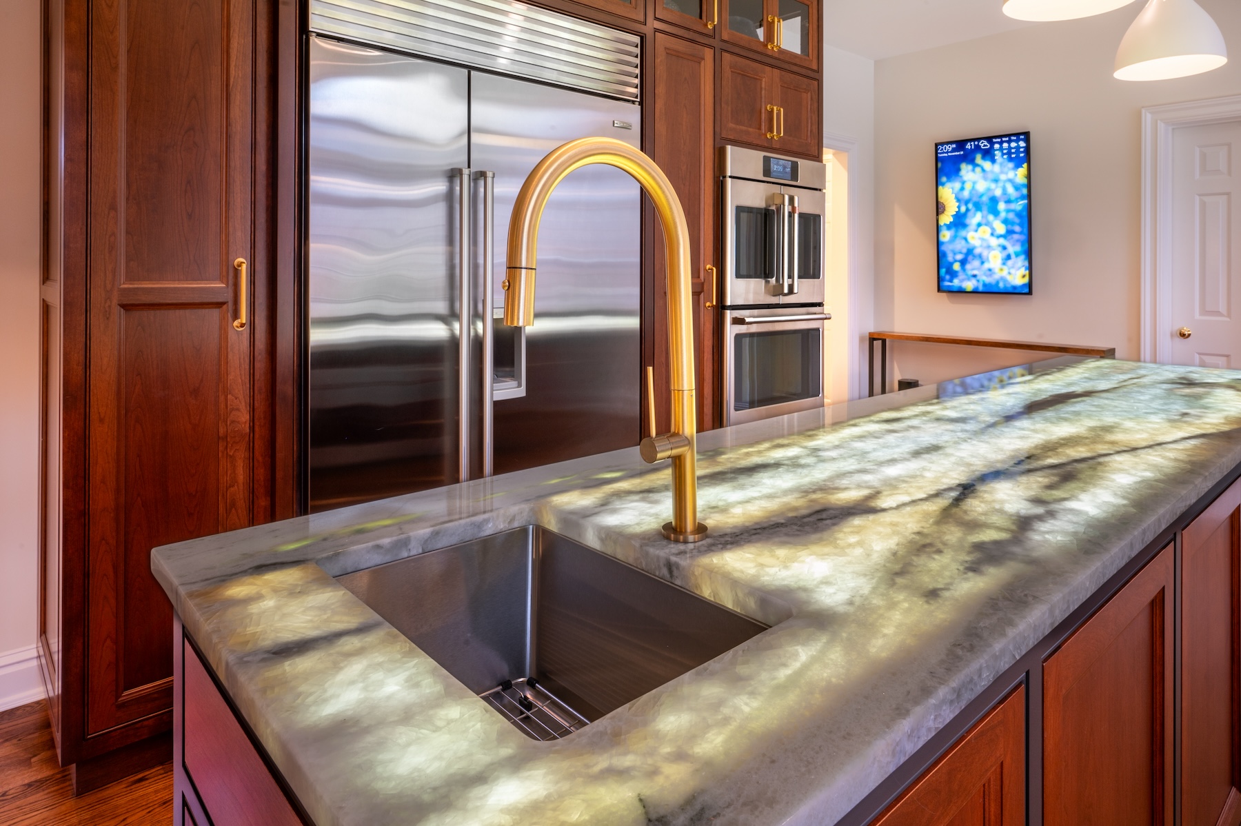 Guilford Ct Kitchen Island Design Cherry And Marble