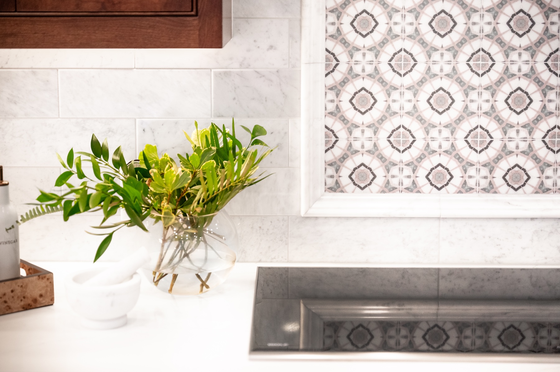 Kitchen Range Detail Tile Backsplash