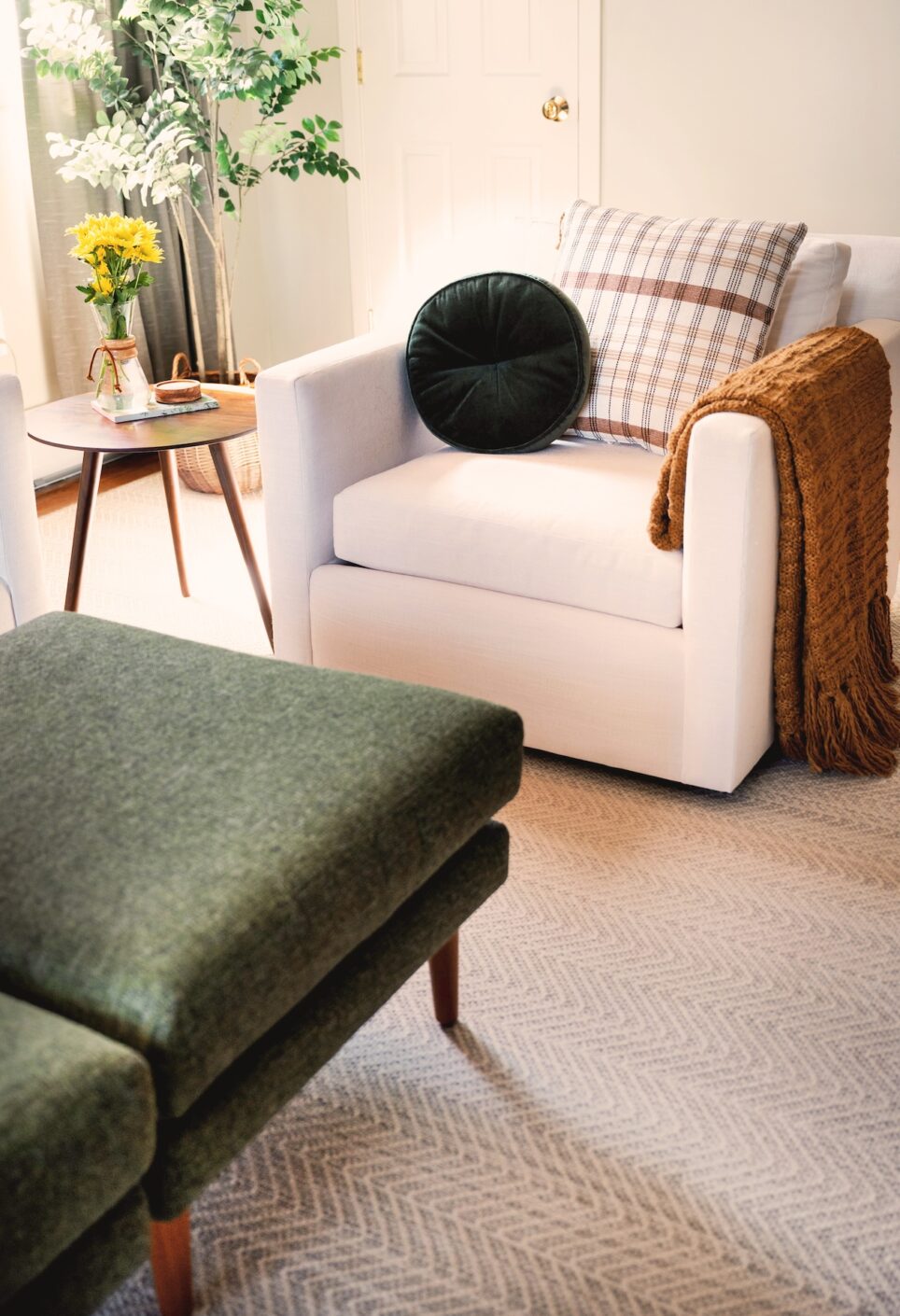 Mid Century Modern Retro Living Room Design By The Jonathans
