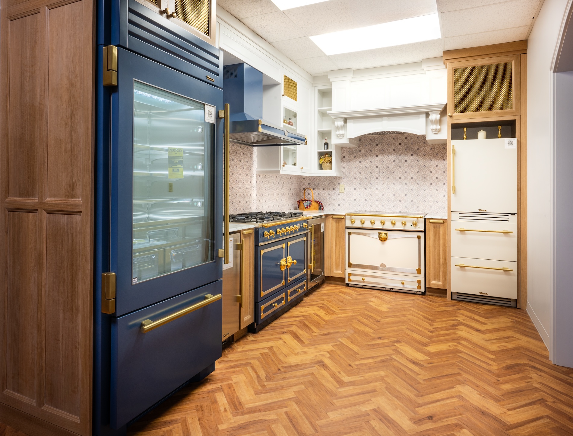 North Haven Ct Appliances Store Design