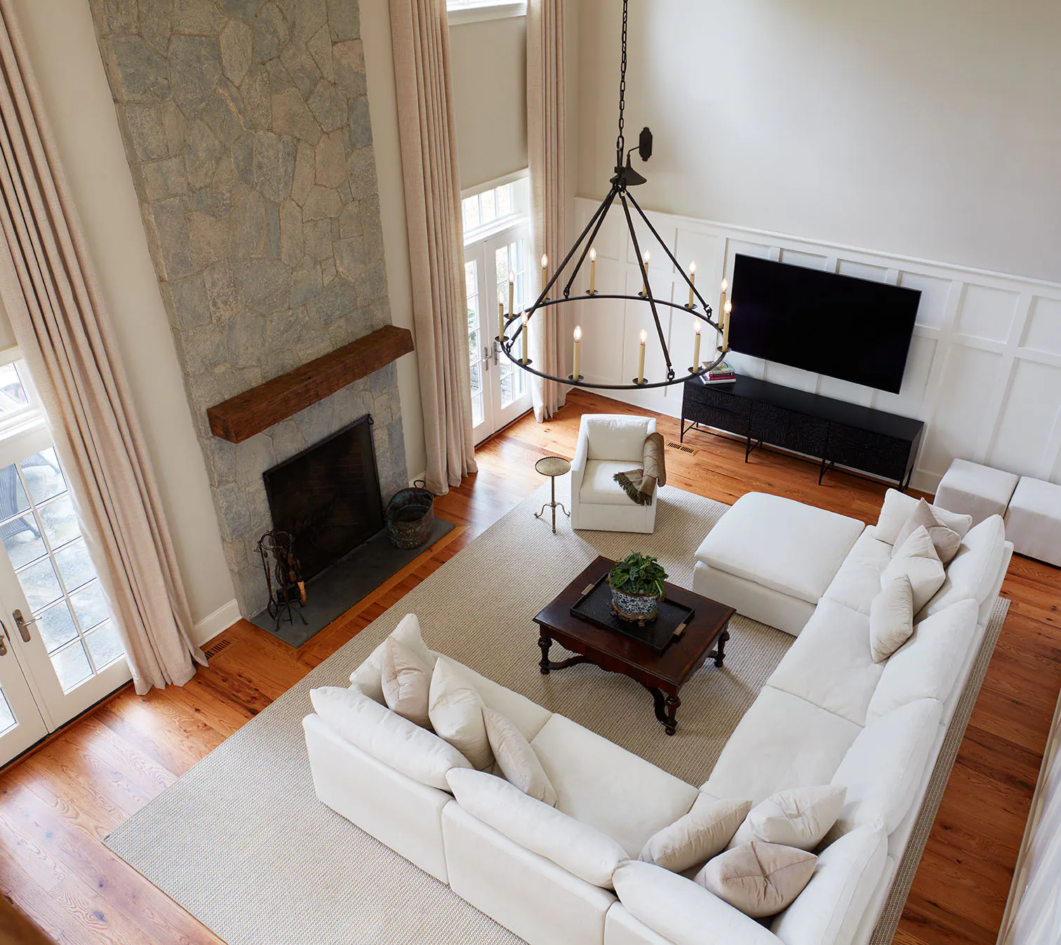 Design By The Jonathans Famil Room Design